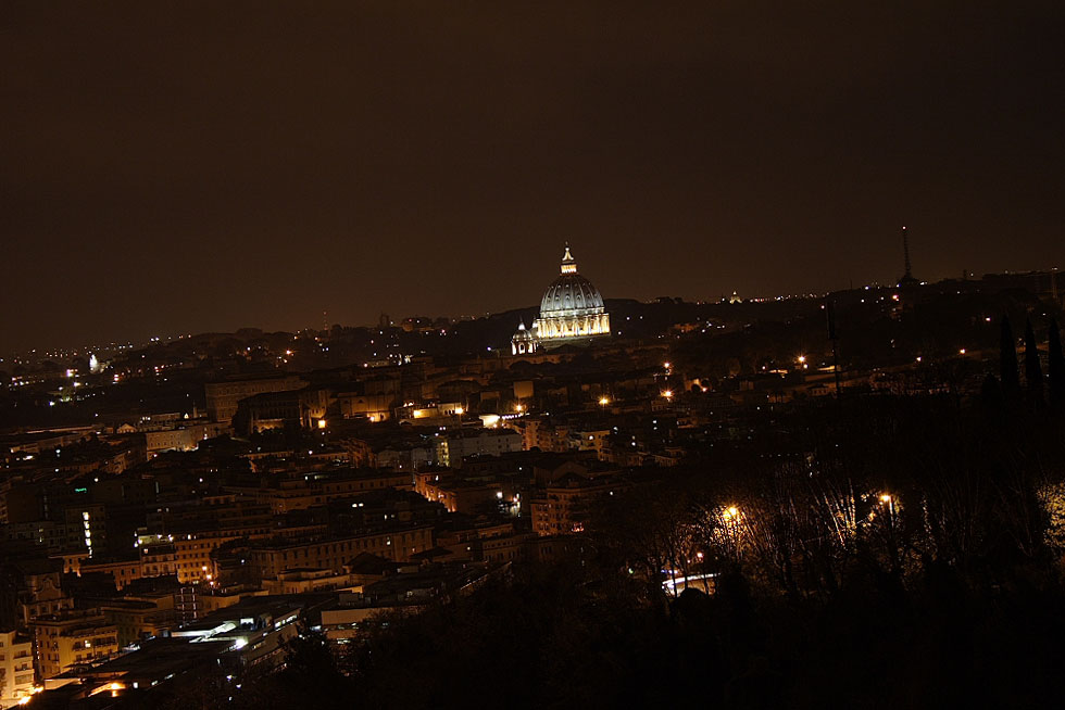 Roma by night